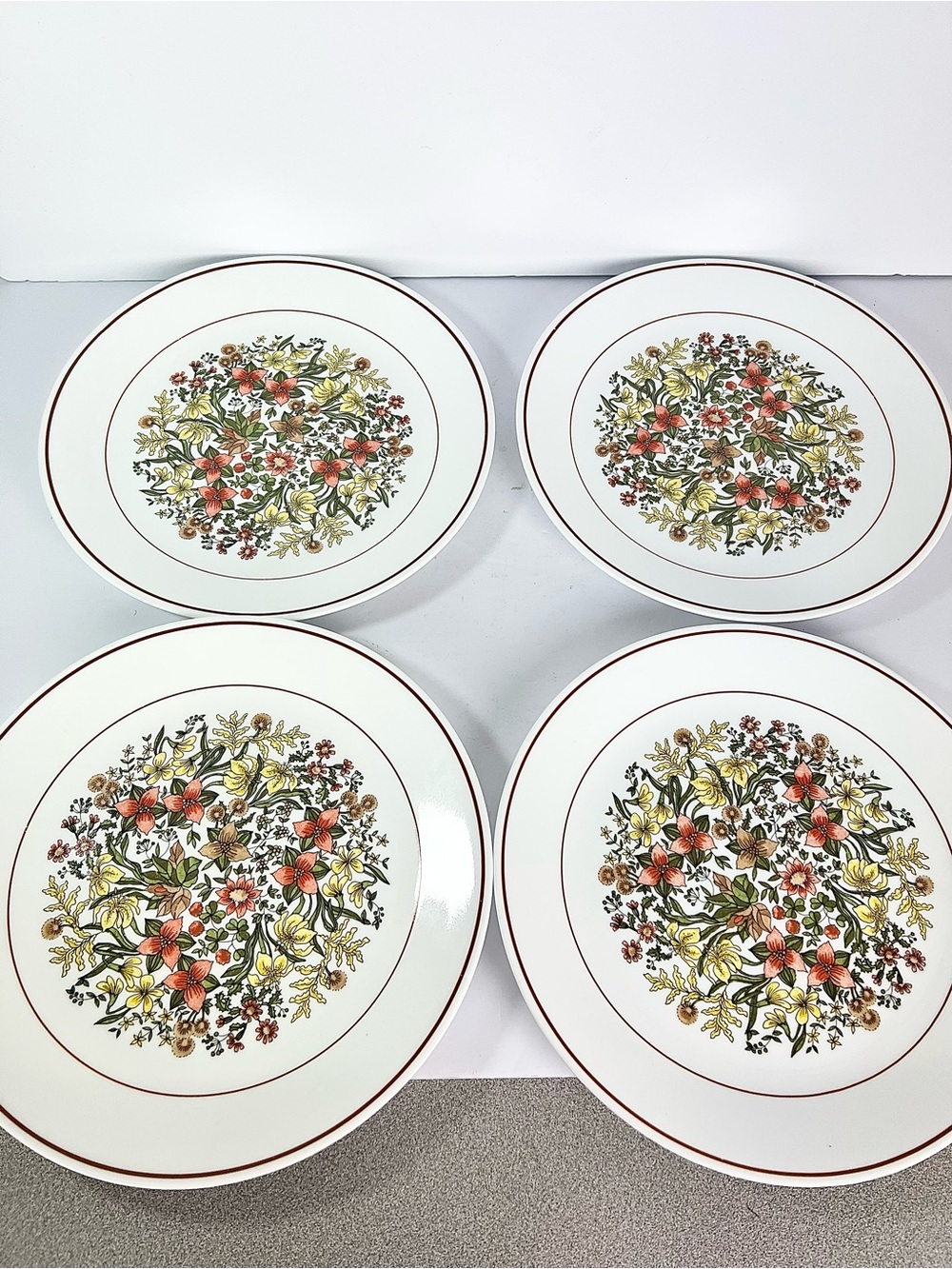 Vintage Corelle Indian Summer 4 Dinner Plates 10 1/4” Floral Corning